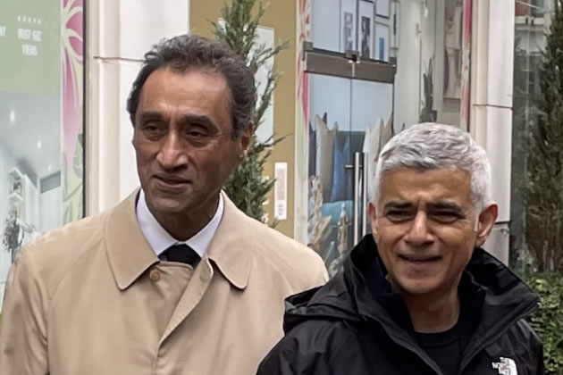 Onkar Sahota with Sadiq Kahn 