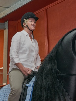 Clare Balding Opens new therapy yard at Wormwood Scrubs Pony Centre